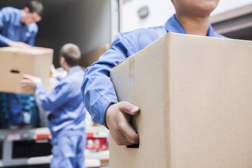 Man and van moving service in Richmond upon Thames with local transport support