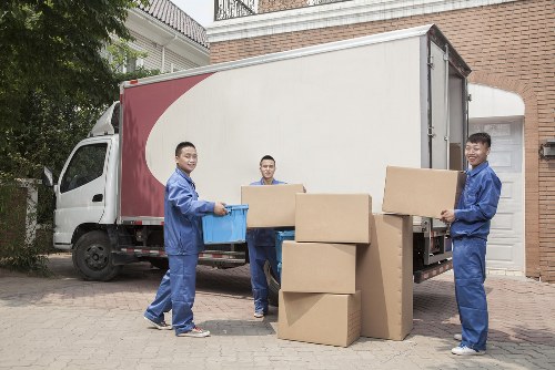 Careful home packing for removals in Richmond upon Thames