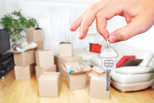 Richmond upon Thames man and van team handling local relocation planning