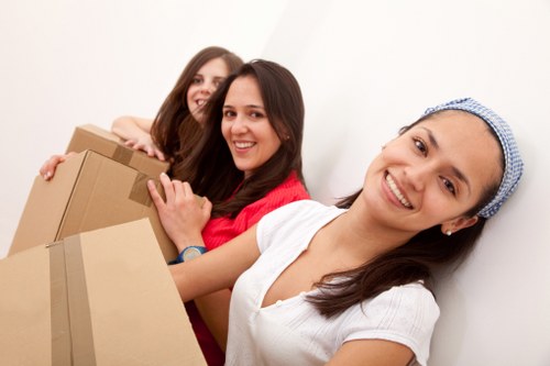 Choosing a fair man and van quote in Richmond upon Thames