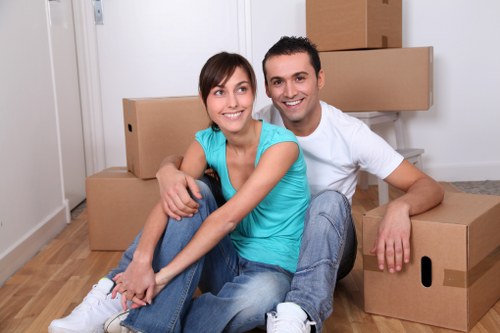 Urgent moving van prepared for same day removals in Richmond upon Thames