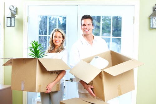 Local Richmond upon Thames man and van service supporting smooth moves